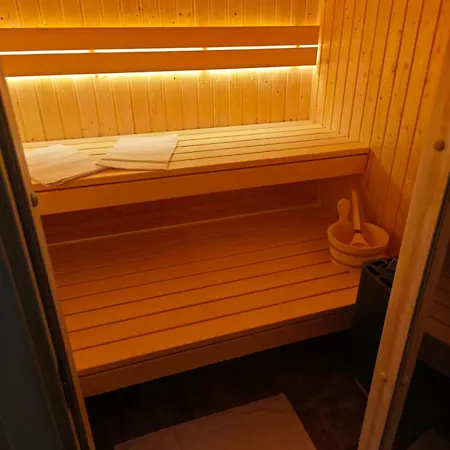 Przytulasek * Mecina